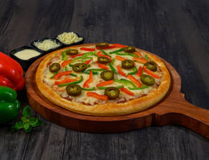 Creamy Cheese Pizza