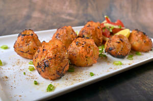Veg Tandoori Momos (6Pcs)