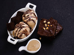 Espresso Brownie Sundae