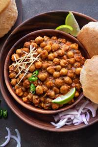 Chana Masala + 4 Roti