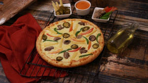 Las Vegas Treat Pizza