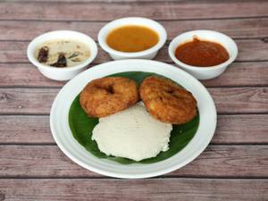 Idli (1 Pc) + Vada (2 Pcs)