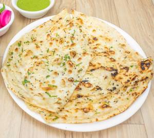 Boneless Kadhai Chicken [Half] with 2 Butter Naan
