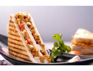 Tandoori Paneer Sandwich