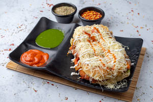Aloo Patty And Veggies Panini 