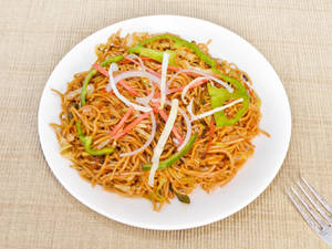 Veg Hakka Noodles