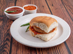 Schezwan Vada Pav 