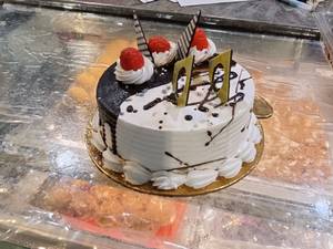 Eggless Choco Vanilla Cake
