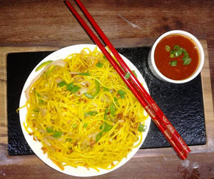 Veg Chilli Garlic Noodles