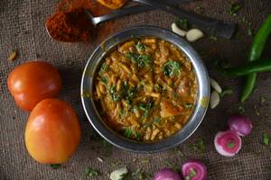 Sev Tamater With 4 Tawa Butter Roti