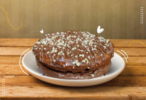Nutty Eclairs Waffle Cake ( Double Layer )