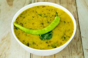 Dal Hari Mirchi