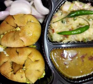 Paneer Bati With Dal And Chokha (2 Pcs) (Recommended)