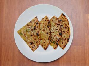 Aloo Pyaz Paratha