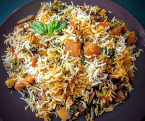 Veg Hyderabadi Biryani   