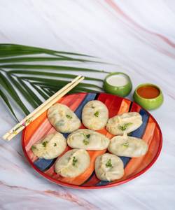 Tos Special Momos (8 Pcs)