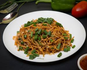 Veg Hakka Noodles                  