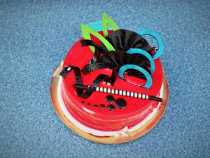 Strawberry Regular Cakes                                                    