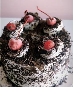 Black forest cake (1kg)