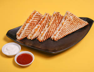 Veg Cheese Corn Sandwich