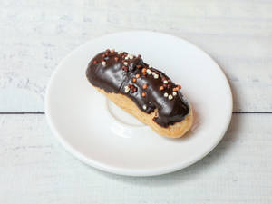 Eclairs ( 2 Pieces )