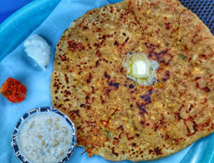 Gobi Paratha(Boondi Raita not included)