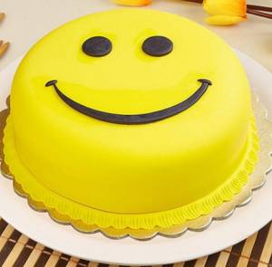 Smiley Cake (Pineapple Cake) (1 kg)