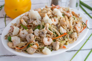 Mixed Hakka Noodles