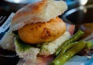 Masala Vada Pav