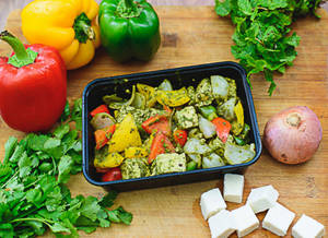 Grilled Paneer Salad
