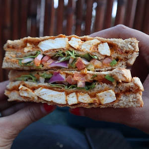 Peri Peri Paneer Sandwich