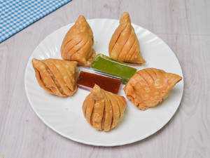 Chowmein Samosa (5Pieces)