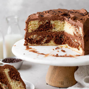 Chocolate marble cake