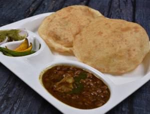 Chole Bhature Paneer Wale 