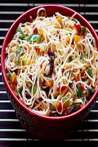 Veg Garlic Noodles
