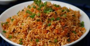 Egg Fried Rice With Schrzwan Sauce 