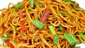 Vnp's Special Veg Noodles [1000 Ml]