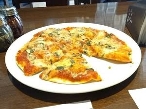 Quattro Formaggi / 4 Cheese Pizza