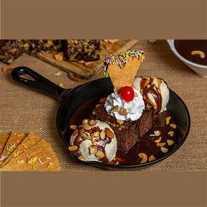 Brownie Fudge  Sundae