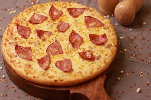 9" Butter Chicken Pizza