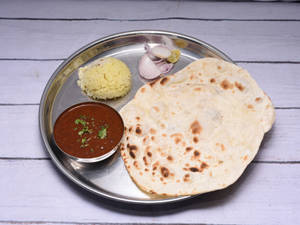 Akkha Masoor Thali