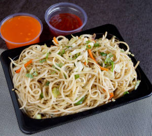 Veg Hakka Noodles