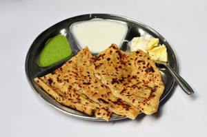 Aloo Pyaz Paratha