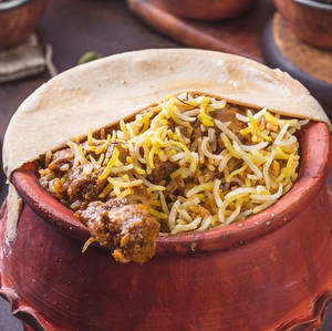 Chicken Purdah Biriyani [Serves 2]