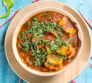 Chilli Paneer with Gravy 