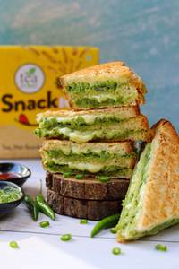 Cheese Chilly Sandwich (3 Slice)
