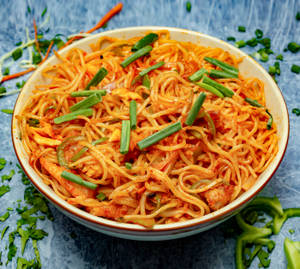 Schezwan Chicken Noodles