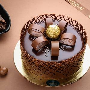 Ferrero Rocher Chocolate (600 Gms)