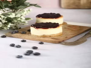 Blueberry Cheese Slice 150 Gm