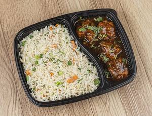 Veg Fried Rice With Manchurian Chicken [4 Pieces]